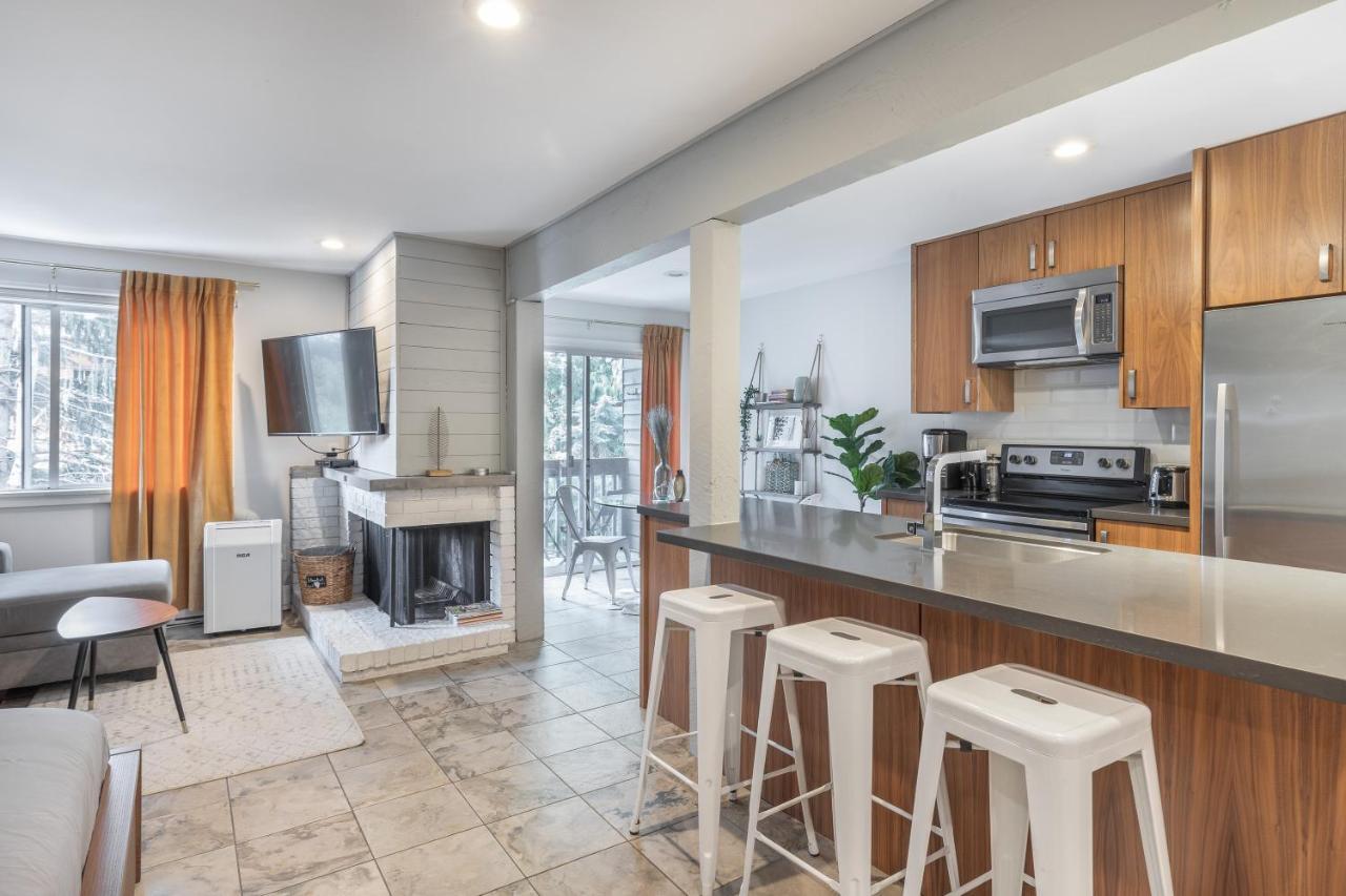 Gorgeous Whistler Creekside Studio Apartment Exterior foto